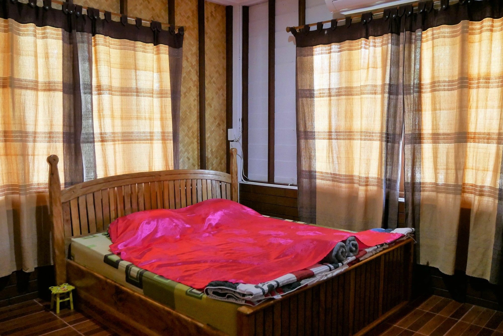 Baan Pak Phutawan Resort Ban Takat Ngao Exterior foto
